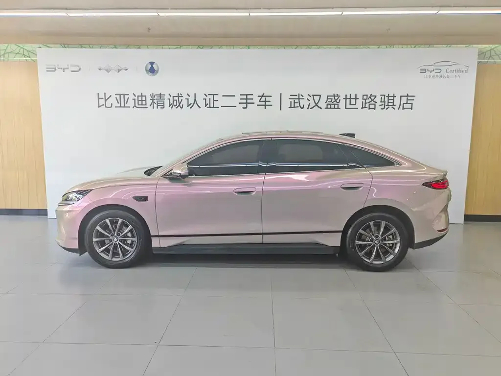 BYD Qin L — фото 4