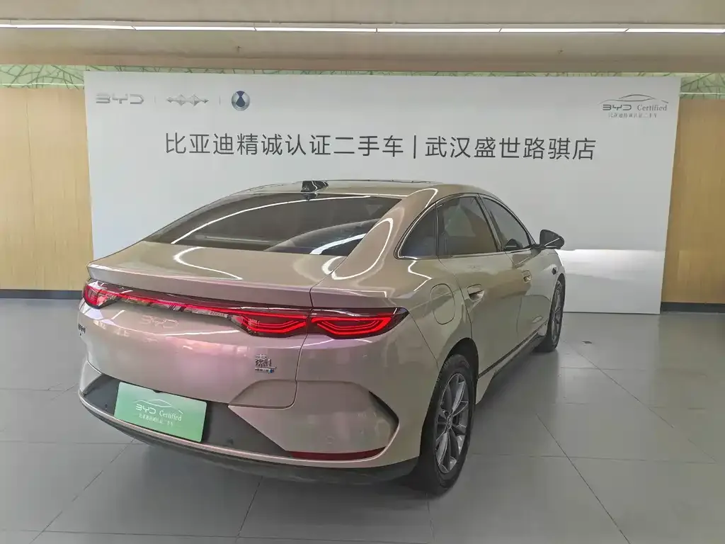 BYD Qin L — фото 7