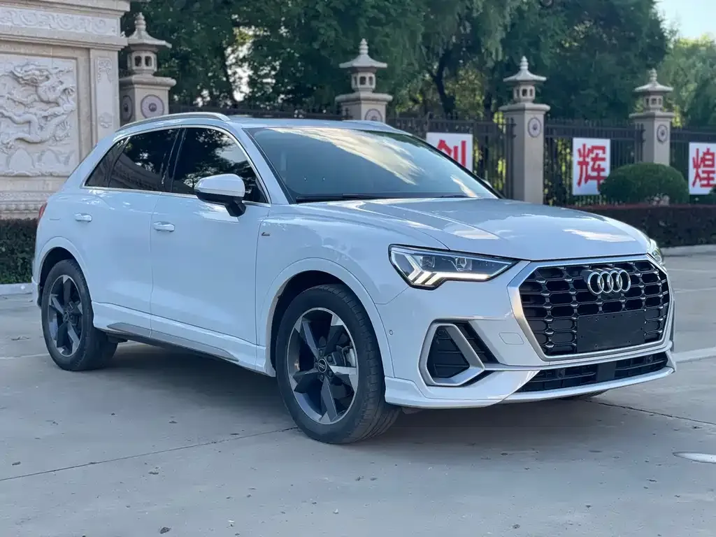 Audi Q3 — фото 3