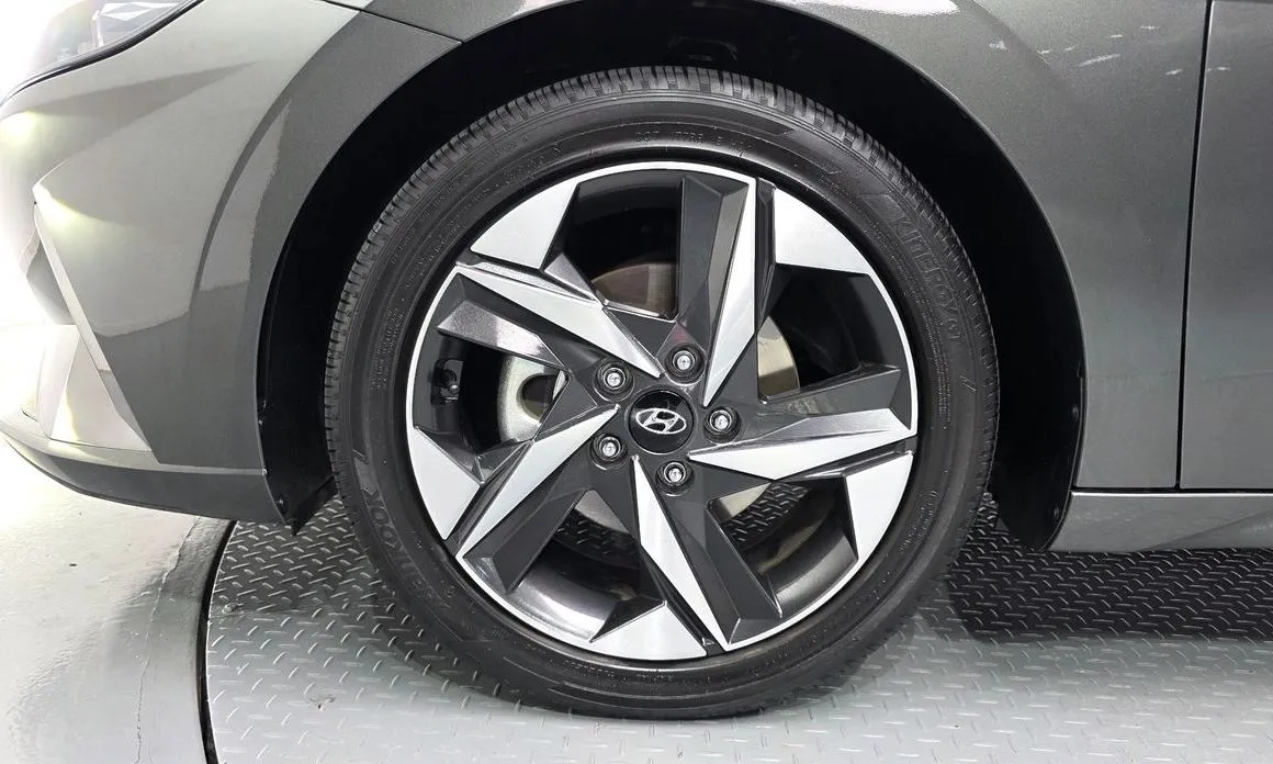 Hyundai AVANTE — фото 9
