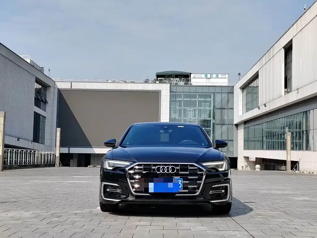 Audi A6L — фото 5