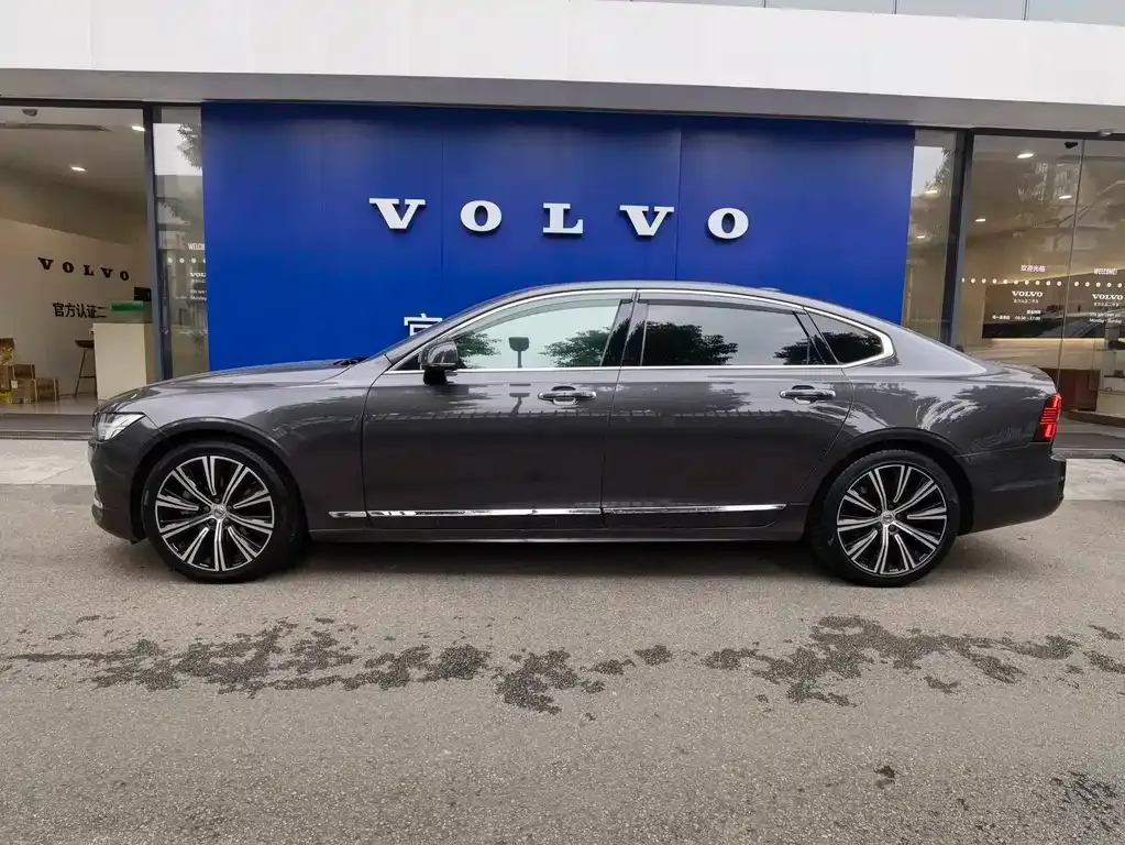 Volvo S90 — фото 9