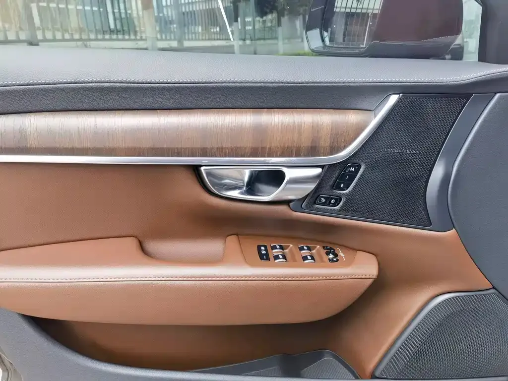 Volvo S90 — фото 7