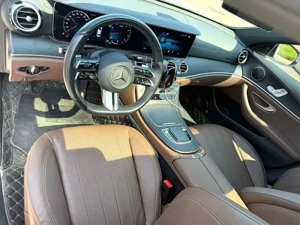 Mercedes-Benz E-Class (Import) — фото 4