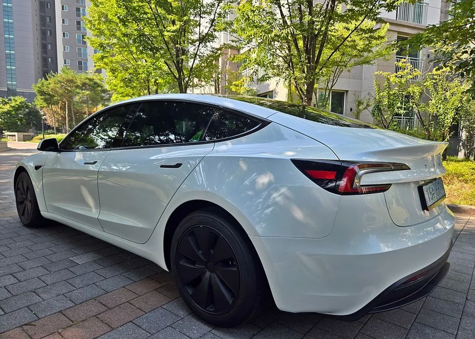 Tesla Model 3 — фото 8