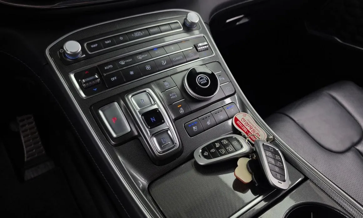 Hyundai Santafe — фото 9