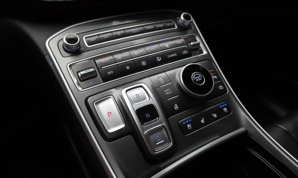 Hyundai Santafe — фото 8