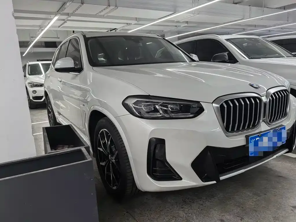 BMW X3 — фото 9