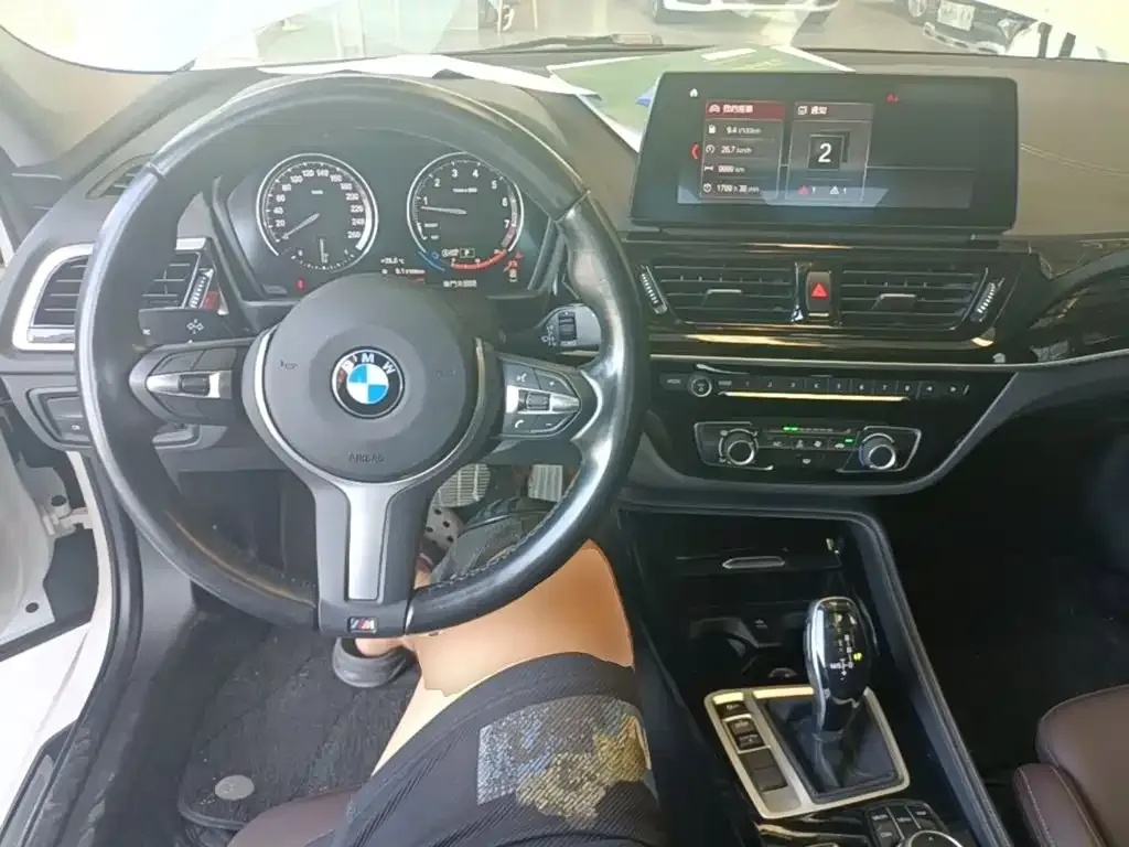 BMW 1 Series — фото 10