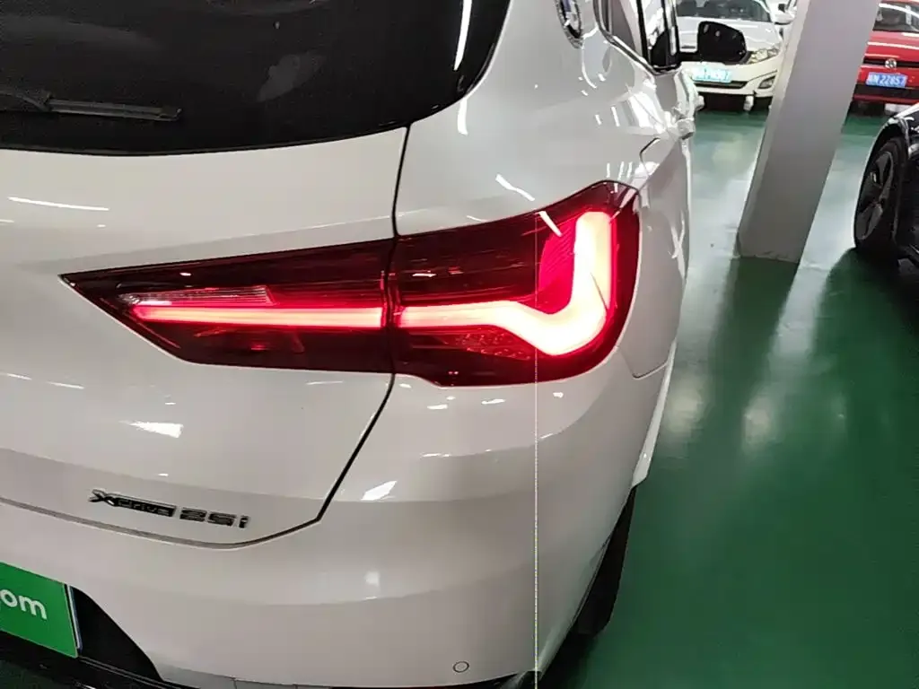 BMW X2 — фото 3