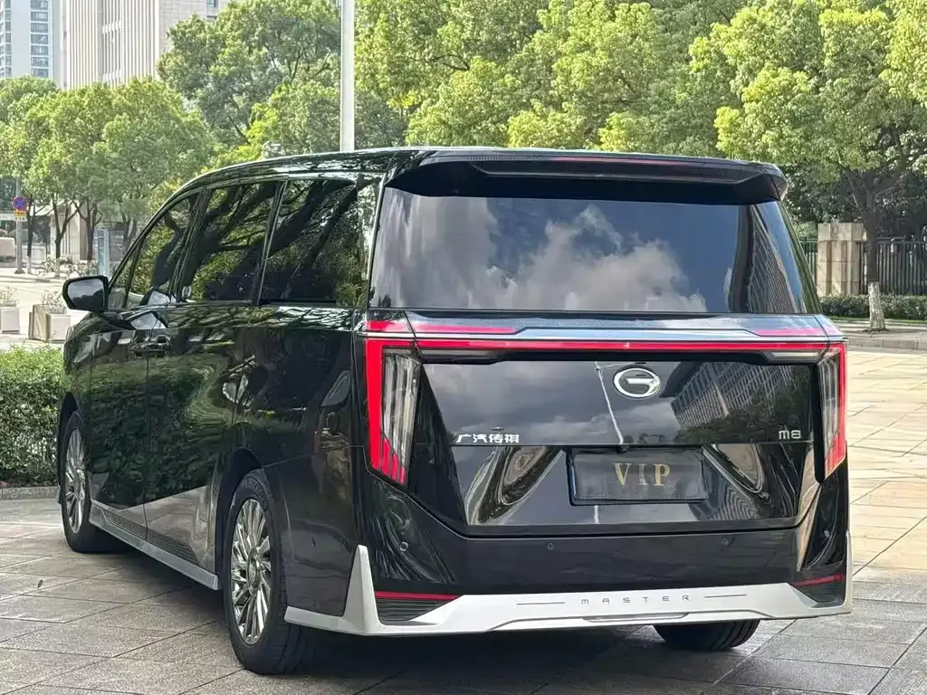 GAC Motor Trumpchi M8 — фото 3