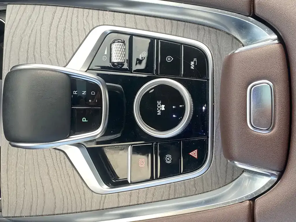 Chery Tiggo 8 PRO — фото 10