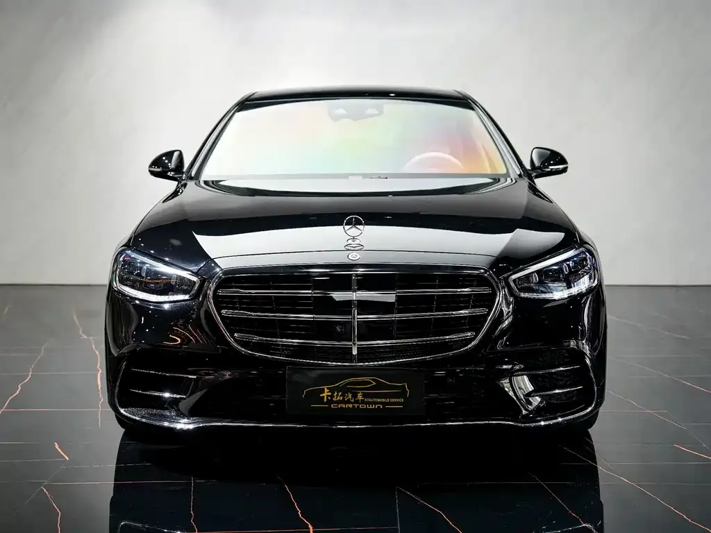 Mercedes-Benz S-Class — фото 1