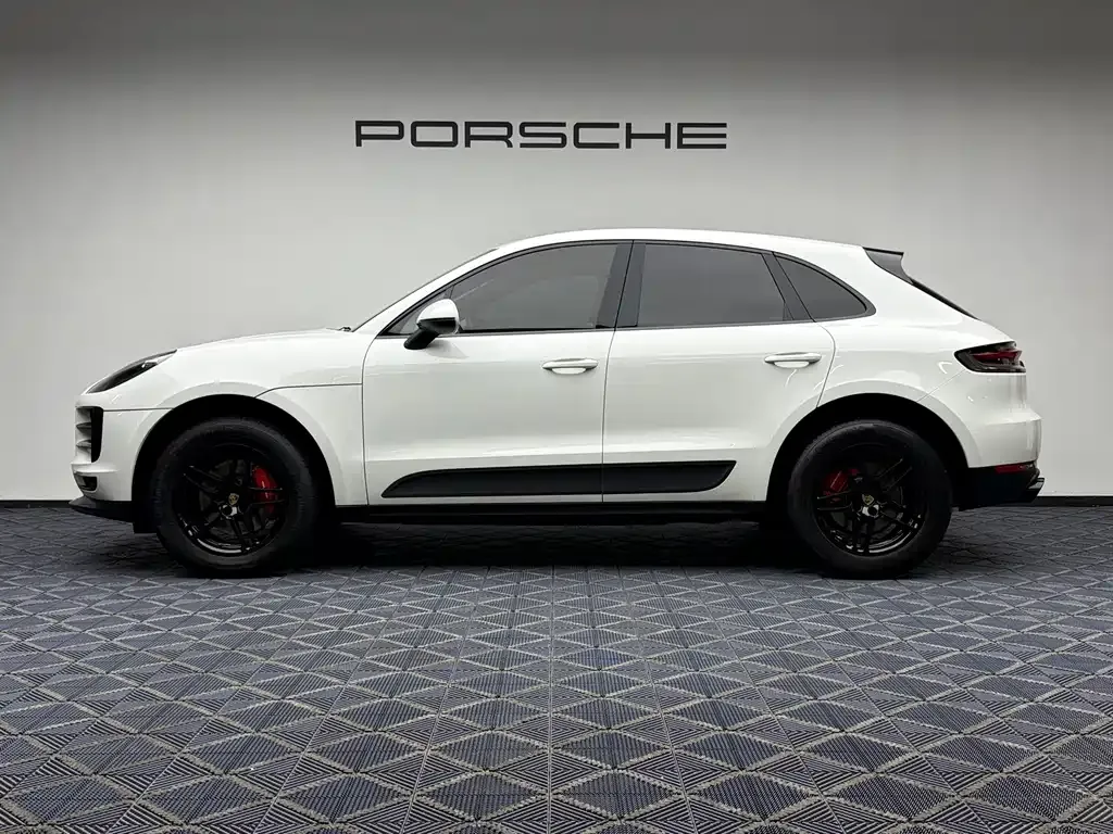 Porsche Macan — фото 4