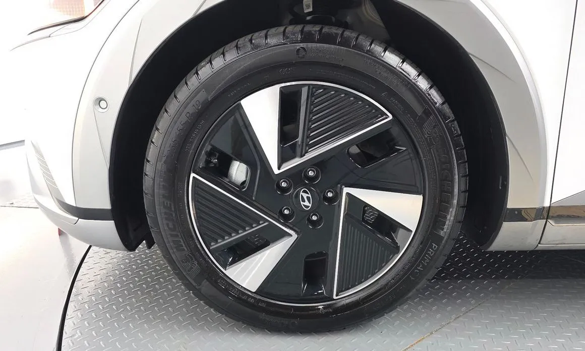 Hyundai Ioniq5 — фото 9