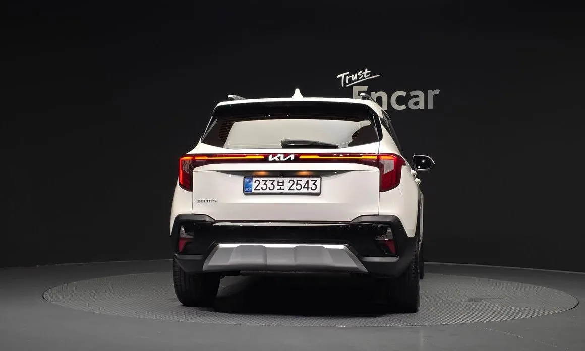 Kia Seltos — фото 2