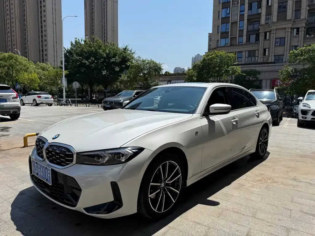 BMW 3 Series — фото 1