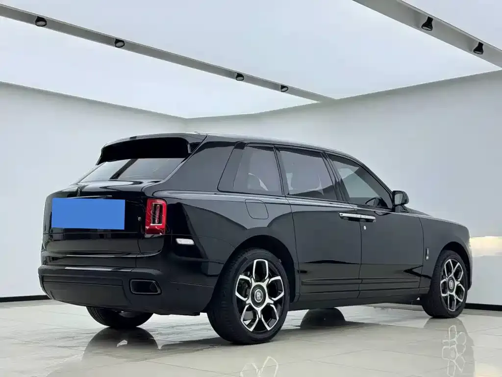 Rolls-Royce Cullinan — фото 3