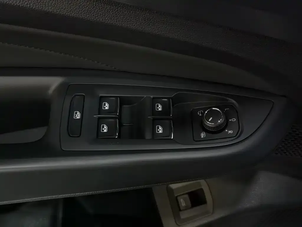 Volkswagen Passat — фото 3