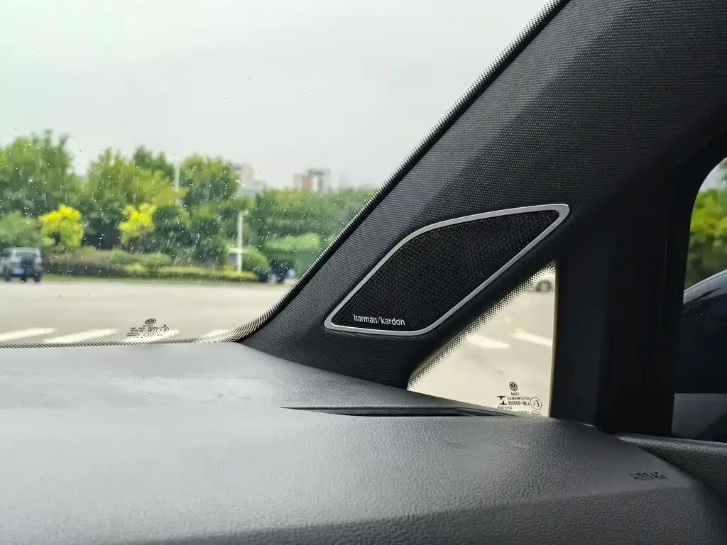 Volkswagen Golf GTI — фото 2
