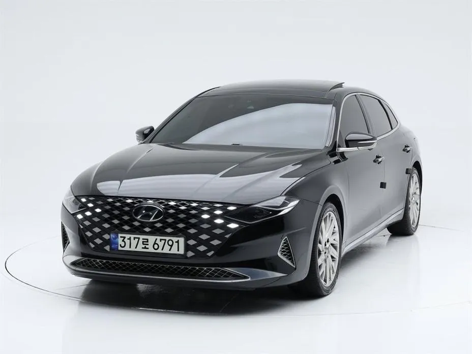 Hyundai Grandeur — фото 1