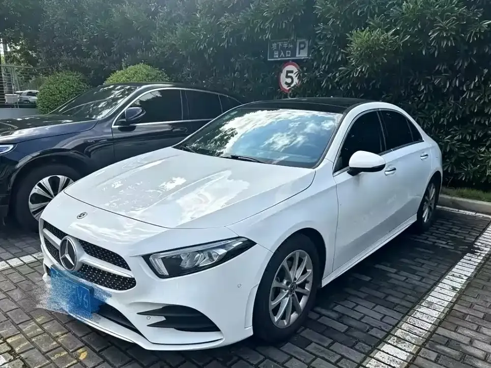 Mercedes-Benz A-Class — фото 1
