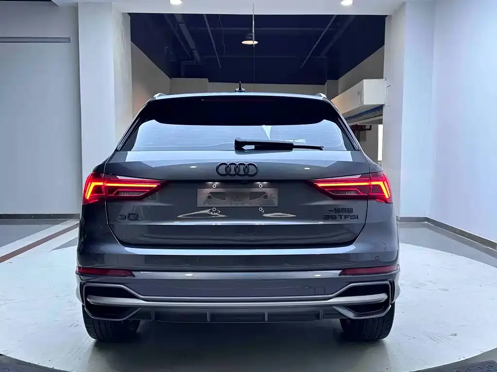 Audi Q3 — фото 6