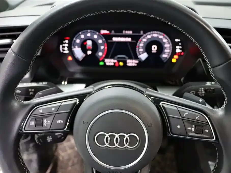 Audi A3 — фото 9