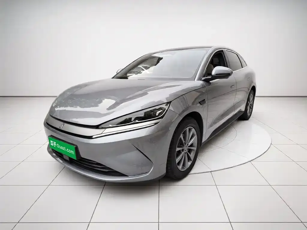 BYD Qin L — фото 1