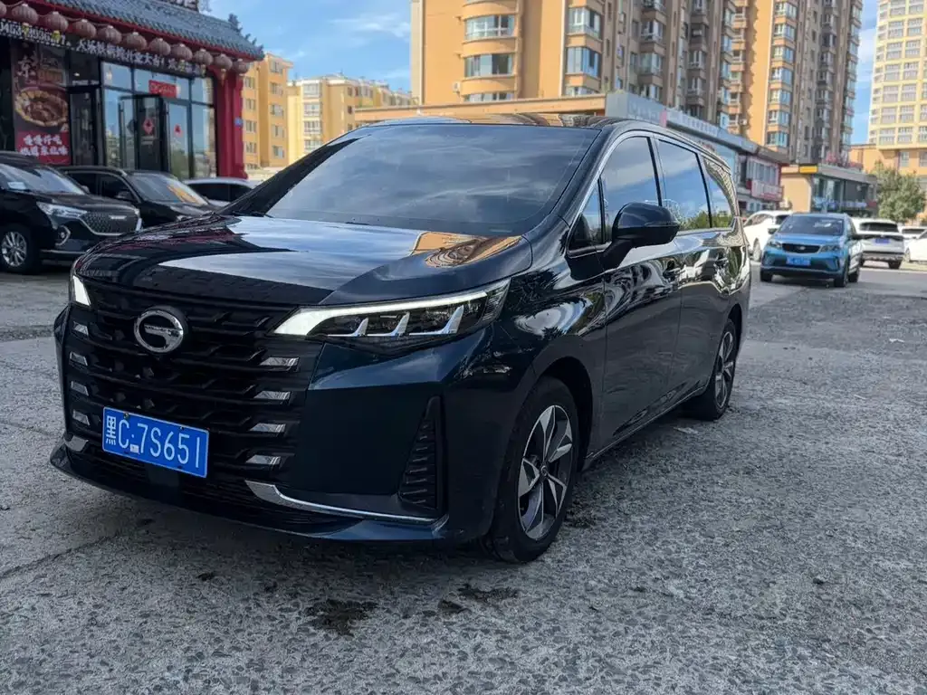 GAC Motor Trumpchi M6 — фото 1