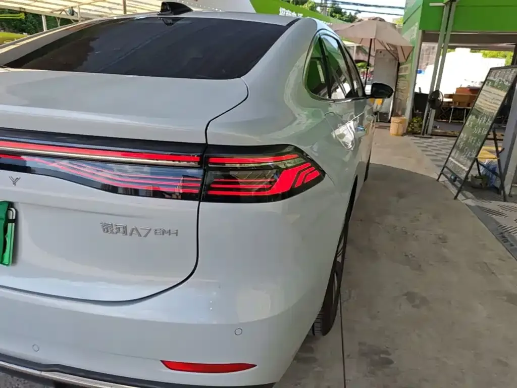 Geely Galaxy A7 EM — фото 8