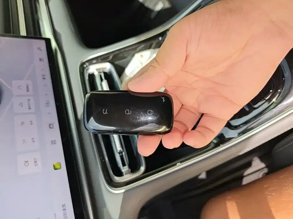 Geely Galaxy A7 EM — фото 2