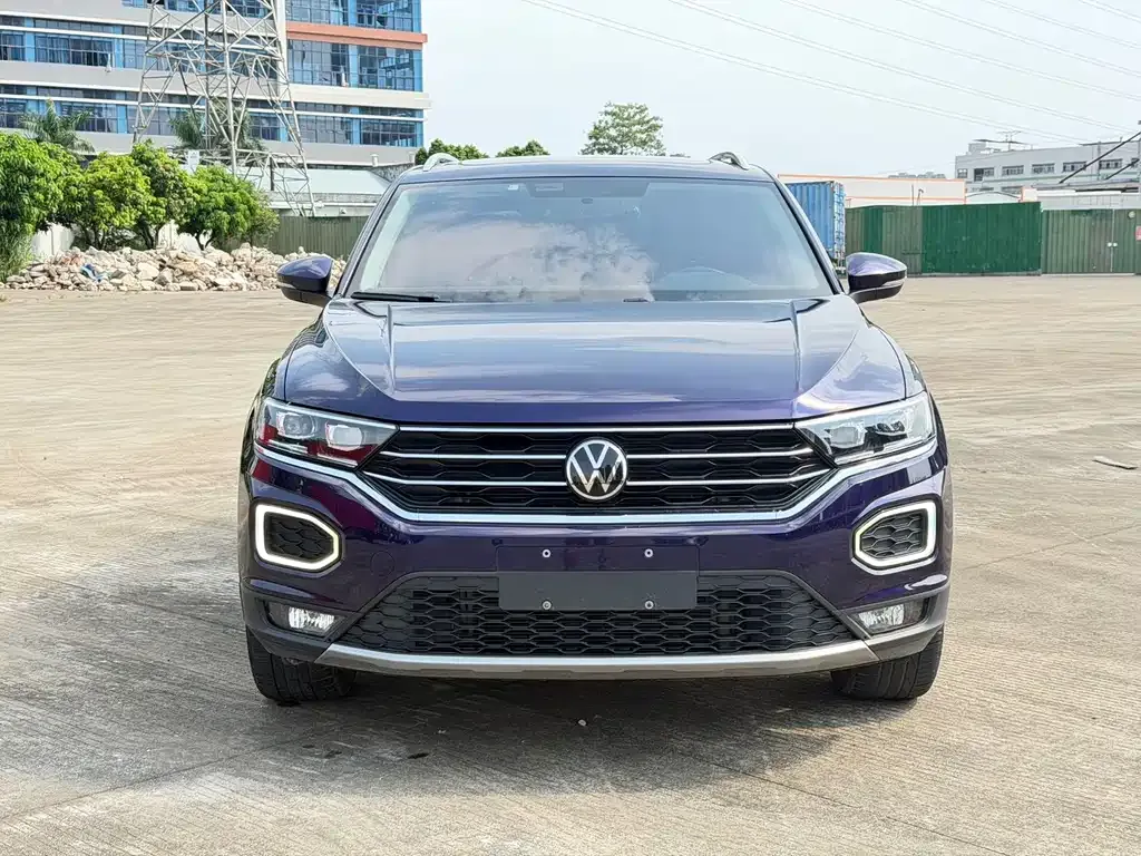 Volkswagen T-Roc — фото 4