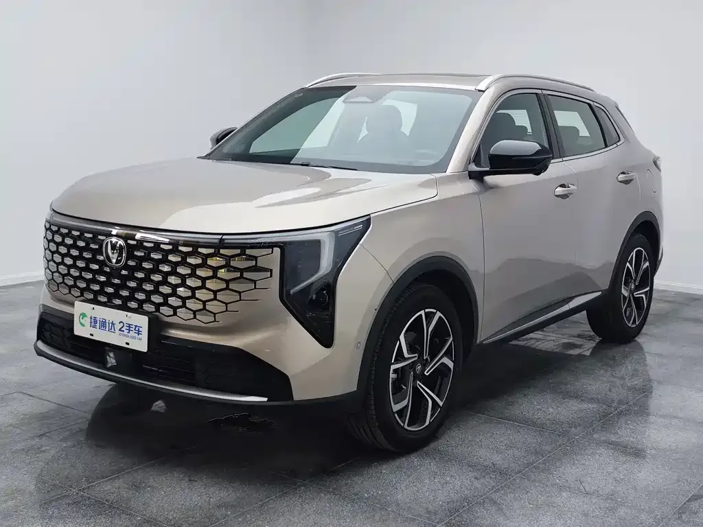 Changan CS55PLUS — фото 1