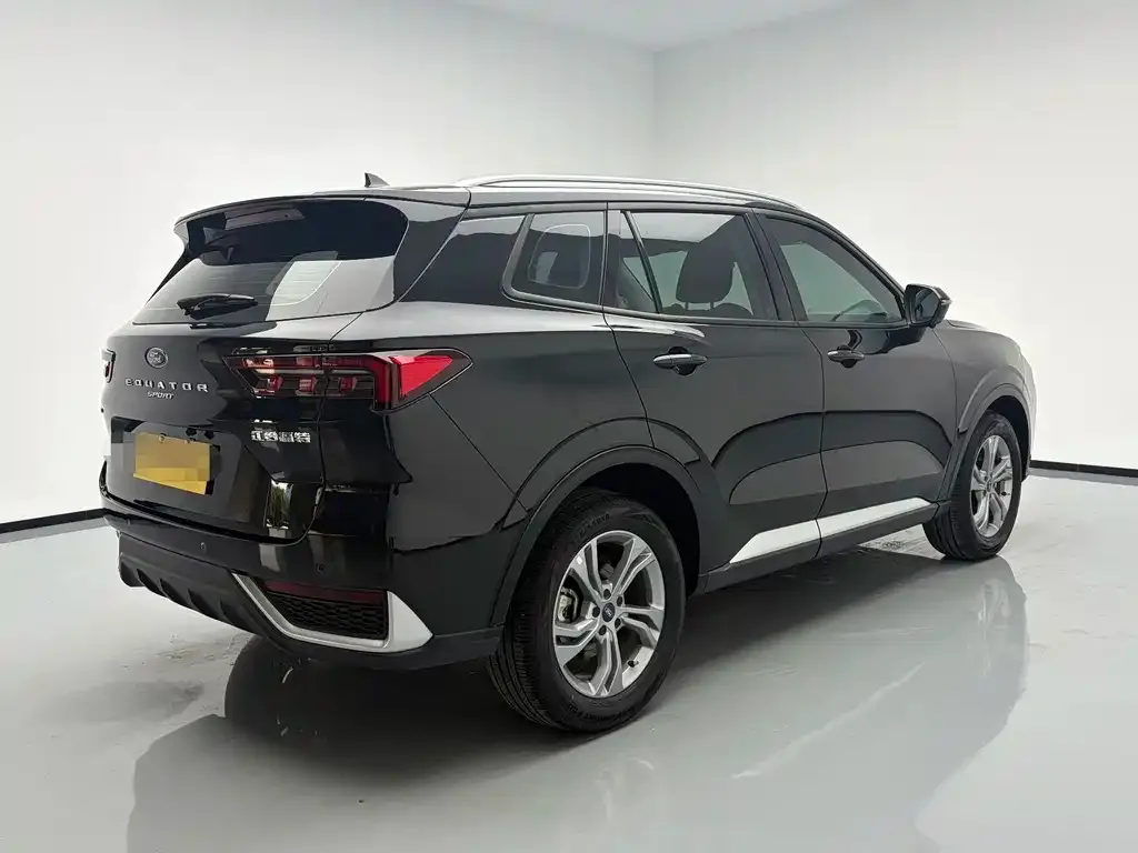 Ford Equator Sport — фото 10