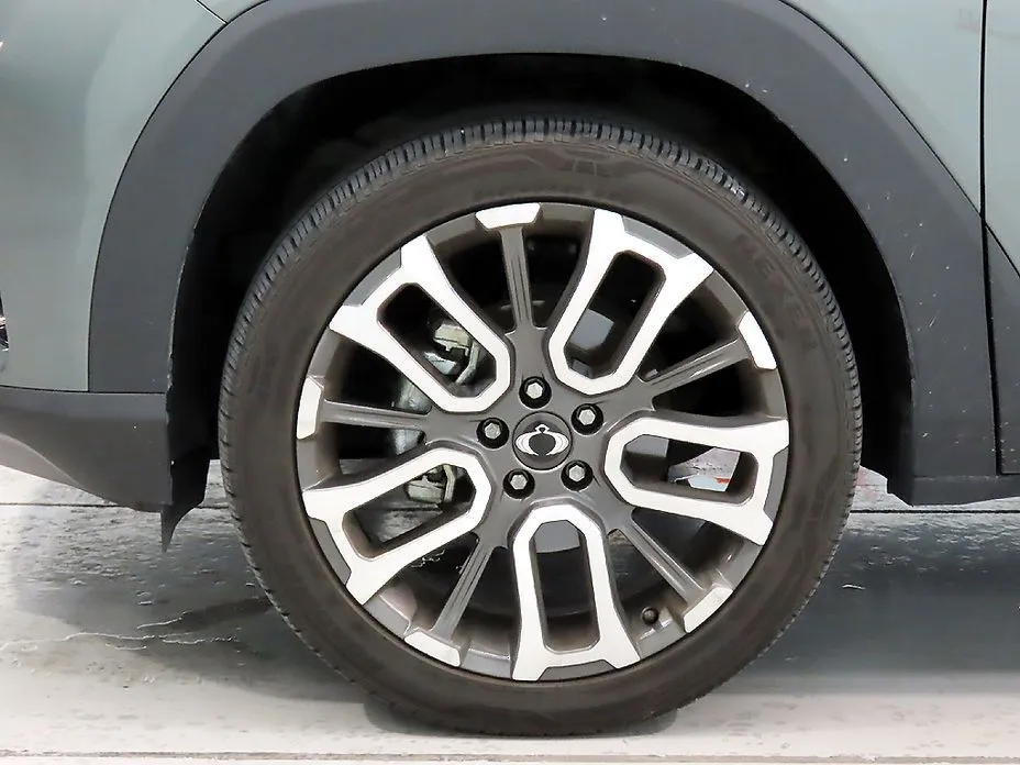 KG Mobility (Ssangyong) Torres — фото 10