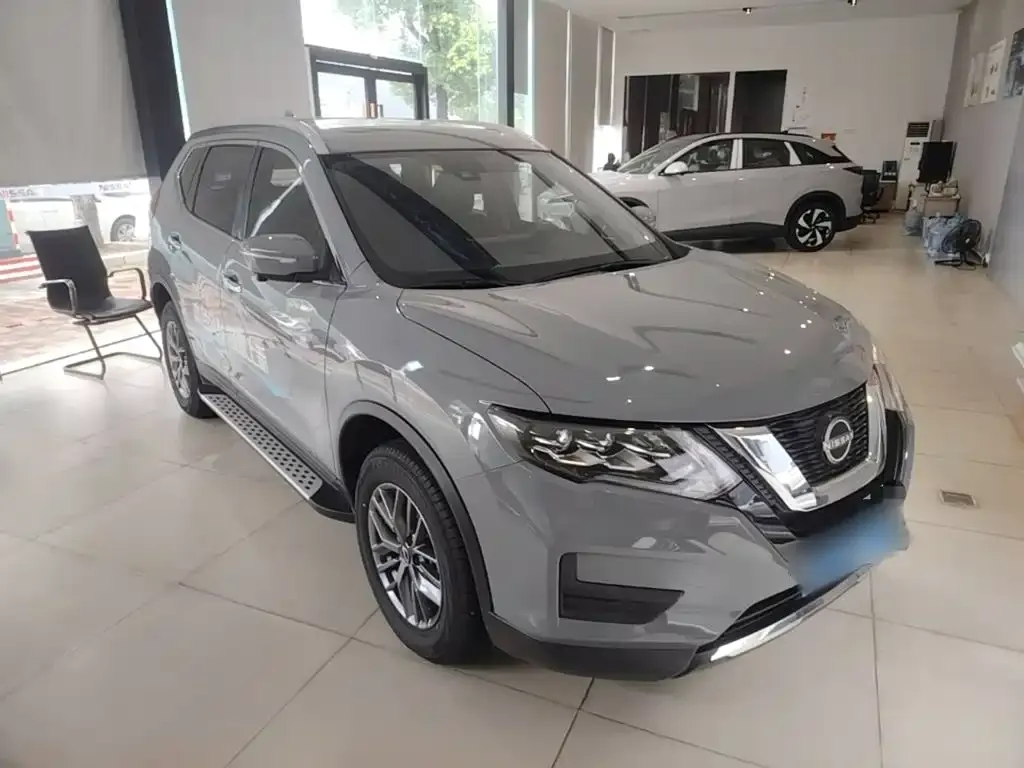 Nissan X-Trail — фото 8