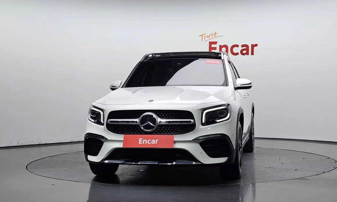 Mercedes-Benz GLB-Class — фото 9