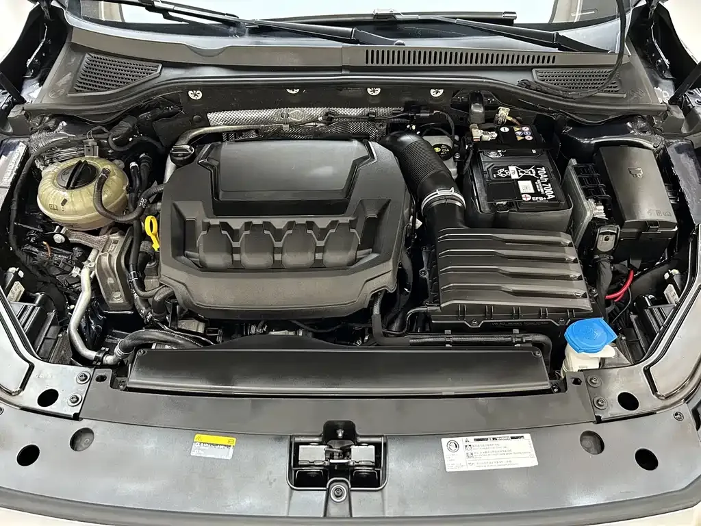 Volkswagen Passat — фото 10