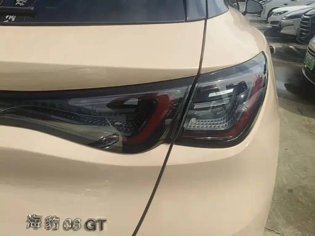 BYD Seal 06GT — фото 5