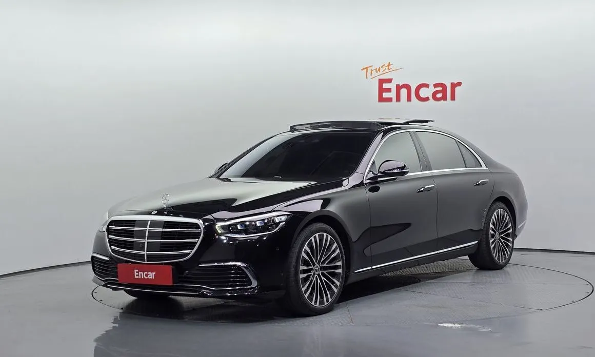 Mercedes-Benz S-Class — фото 1