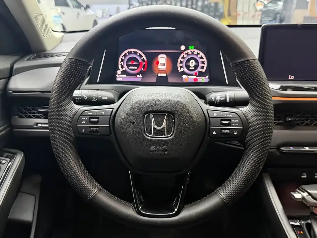 Honda Accord — фото 10