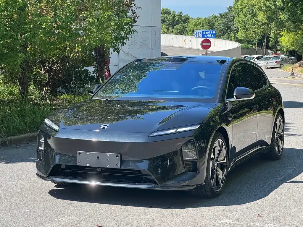 NIO ET5T — фото 1