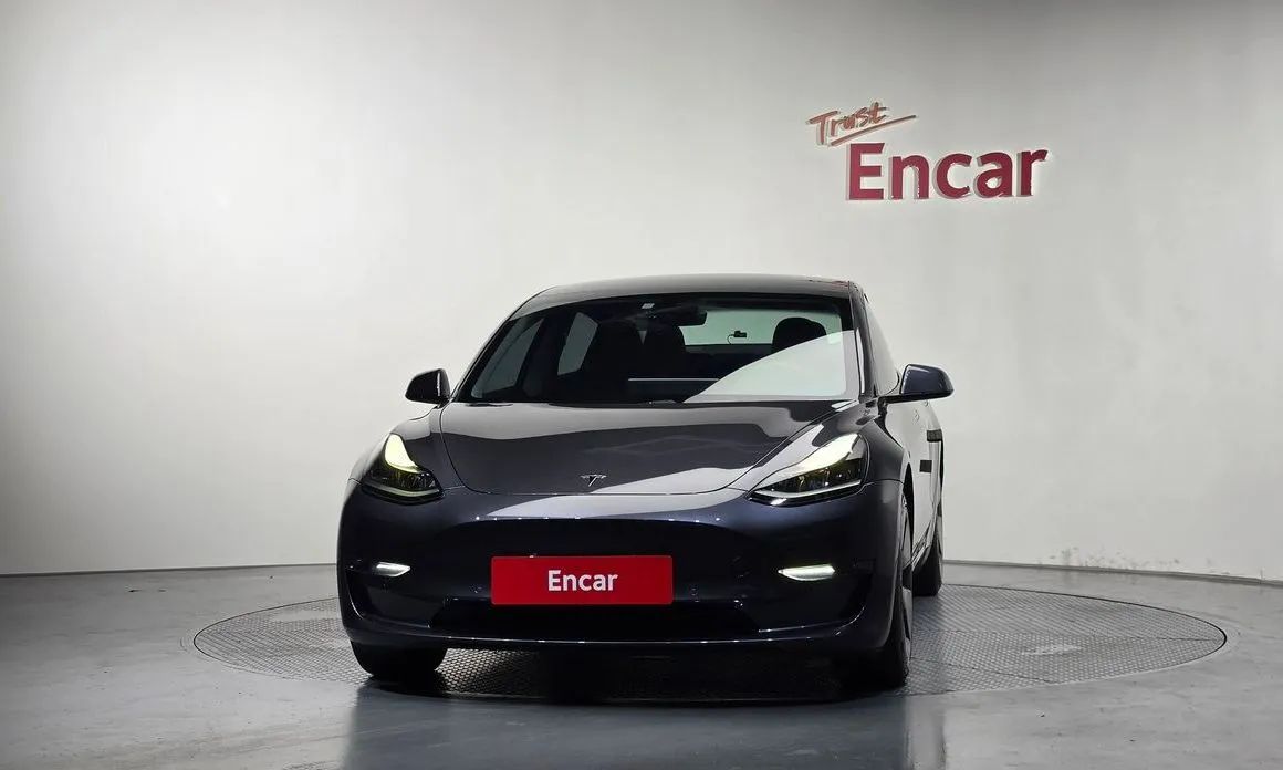 Tesla Model 3 — фото 6