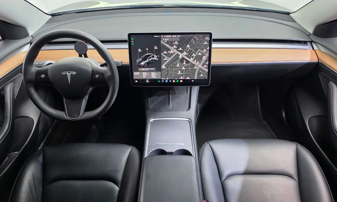 Tesla Model 3 — фото 7