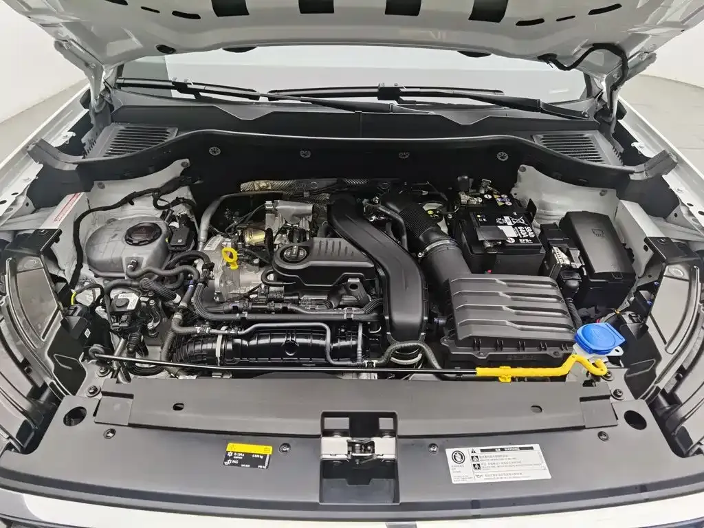Volkswagen Tharu — фото 9