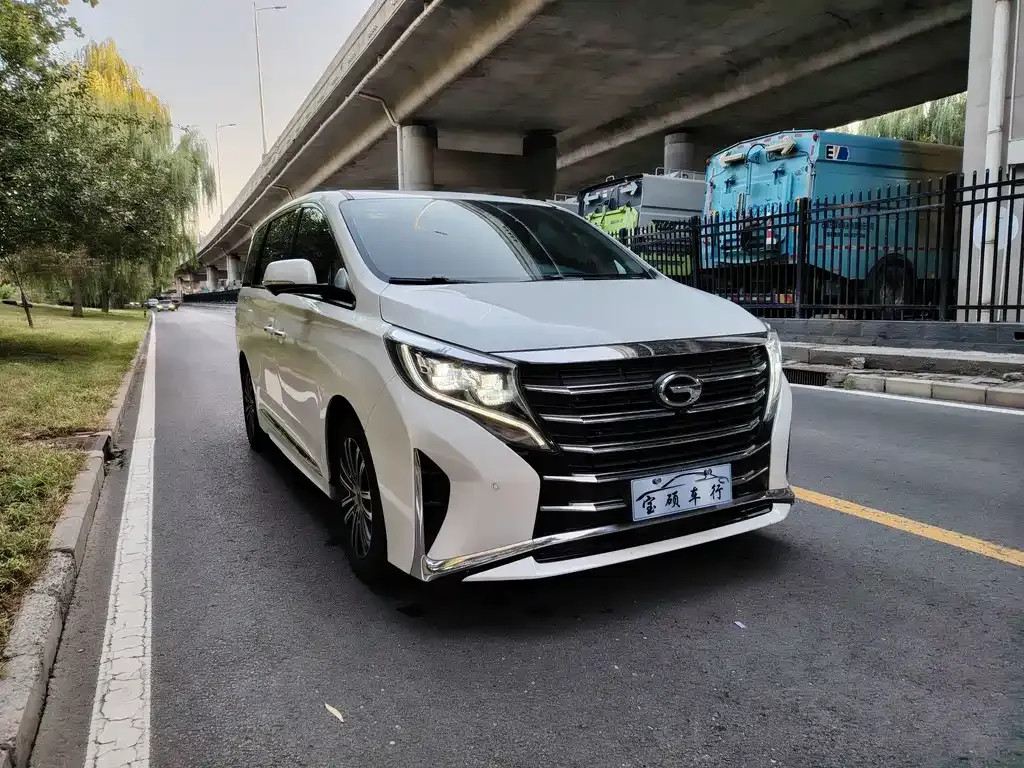 GAC Motor Trumpchi M8 — фото 10