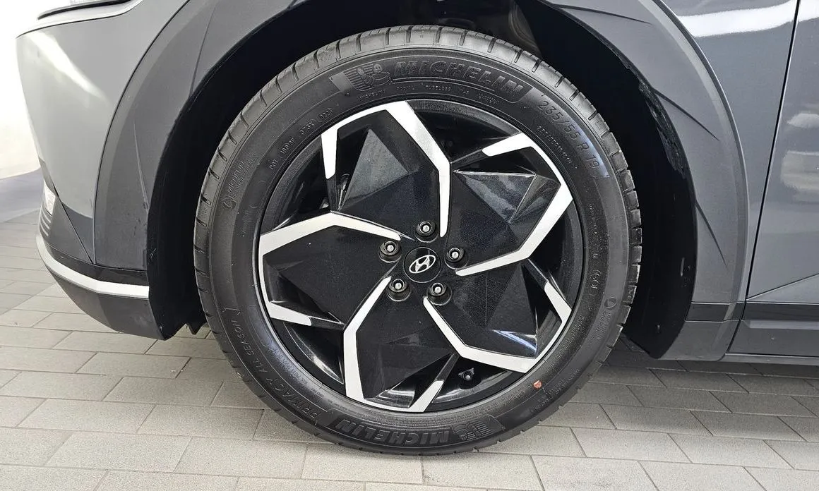 Hyundai Ioniq5 — фото 8