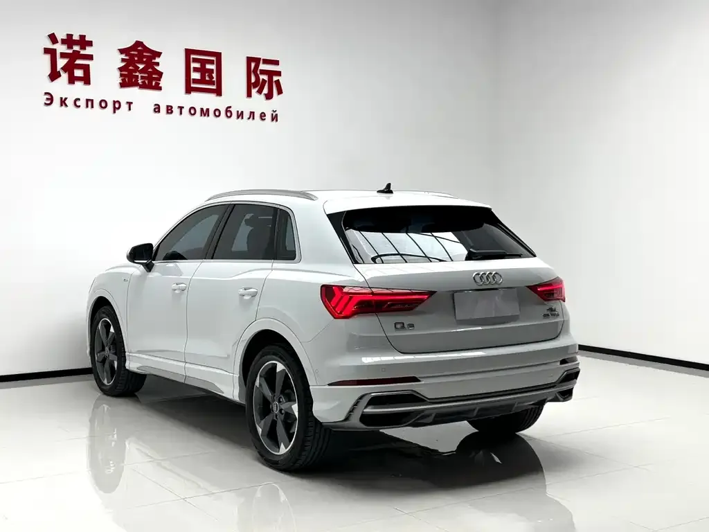 Audi Q3 — фото 4