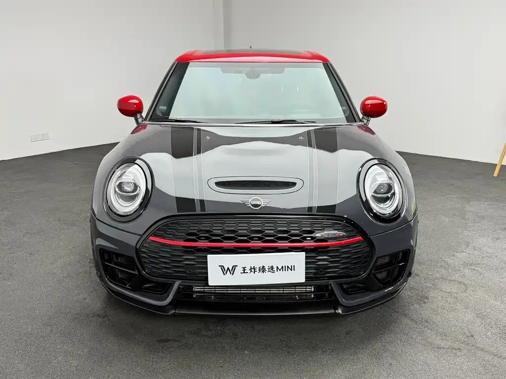 MINI Clubman JCW — фото 6